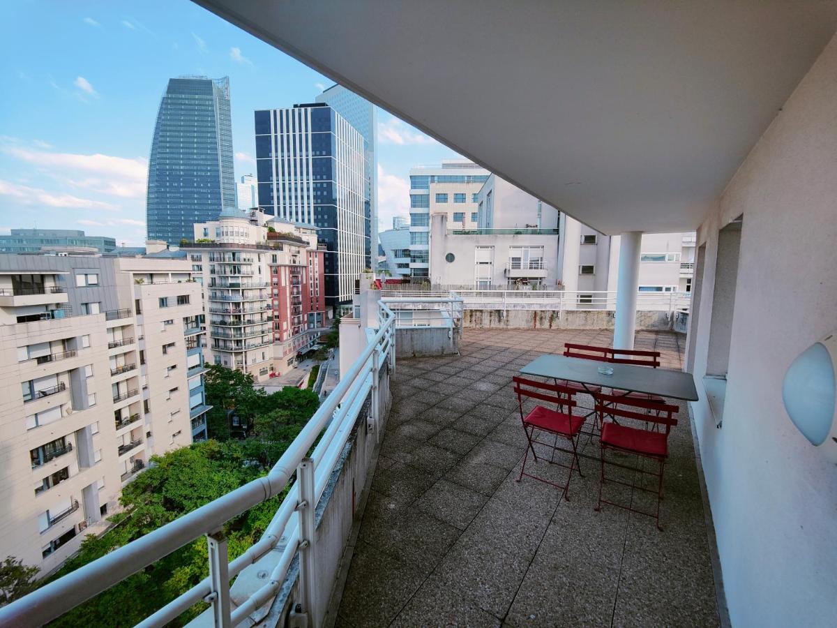 Incroyable T2 La Défense - Parking gratuit Appartamento Courbevoie Esterno foto